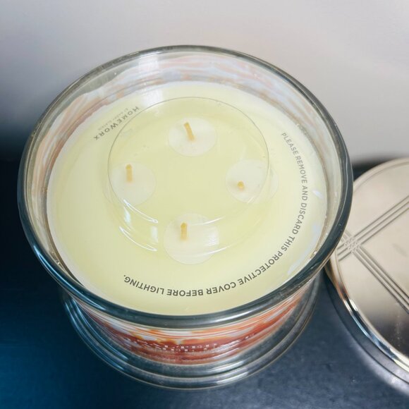 HomeWorx by Slatkin Salted Caramel Cake 4-Wick 18oz Candle NEW - Picture 3 of 4